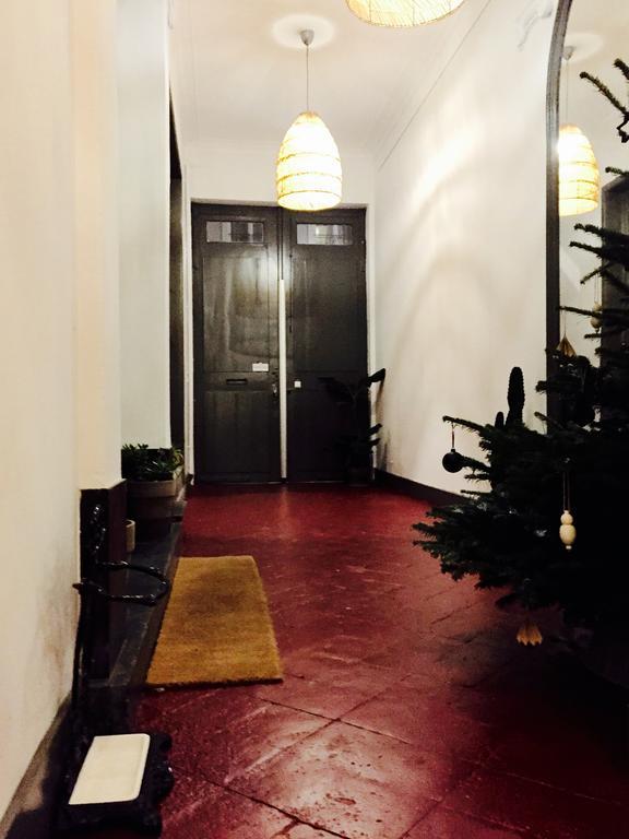 Sgt.Pepper'S Bnb Ixelles Exterior photo