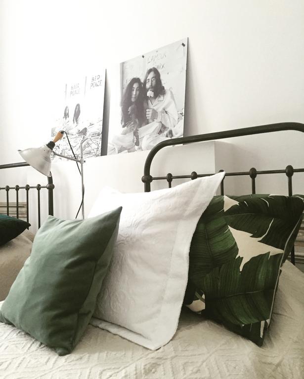 Sgt.Pepper'S Bnb Ixelles Exterior photo